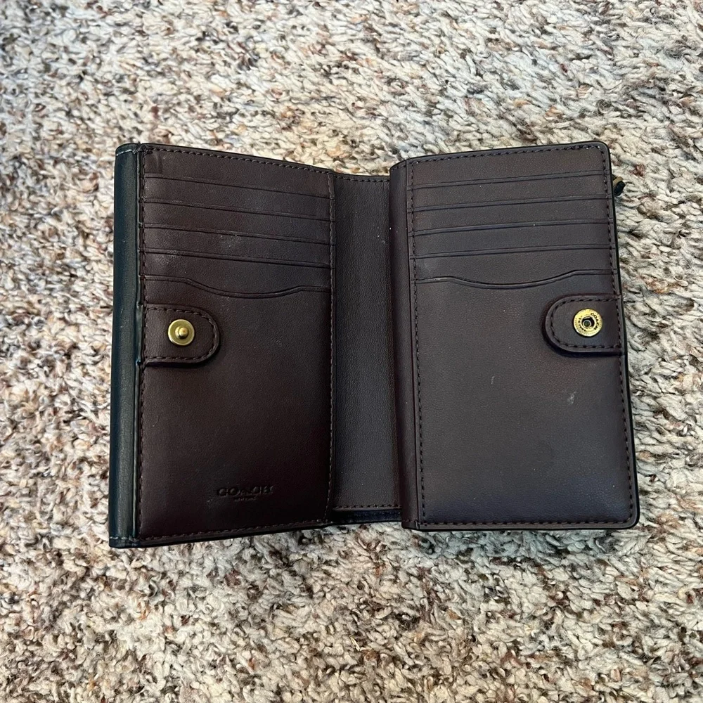 Coach wallet - Picture 2 of 6